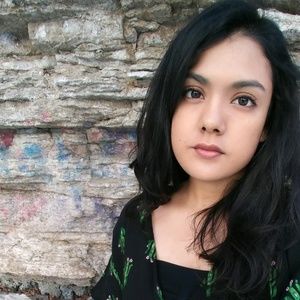 Meet your Posher, Vanessa